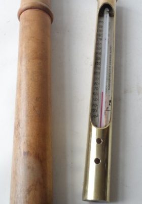 vintage-mid-century-cased-solid-brass-thermometer-thompson-mfg.-co.-ltd-richmond-surrey-hanging-[2]-4020-p